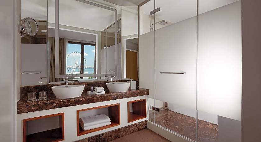 Sheraton Baku Intourist