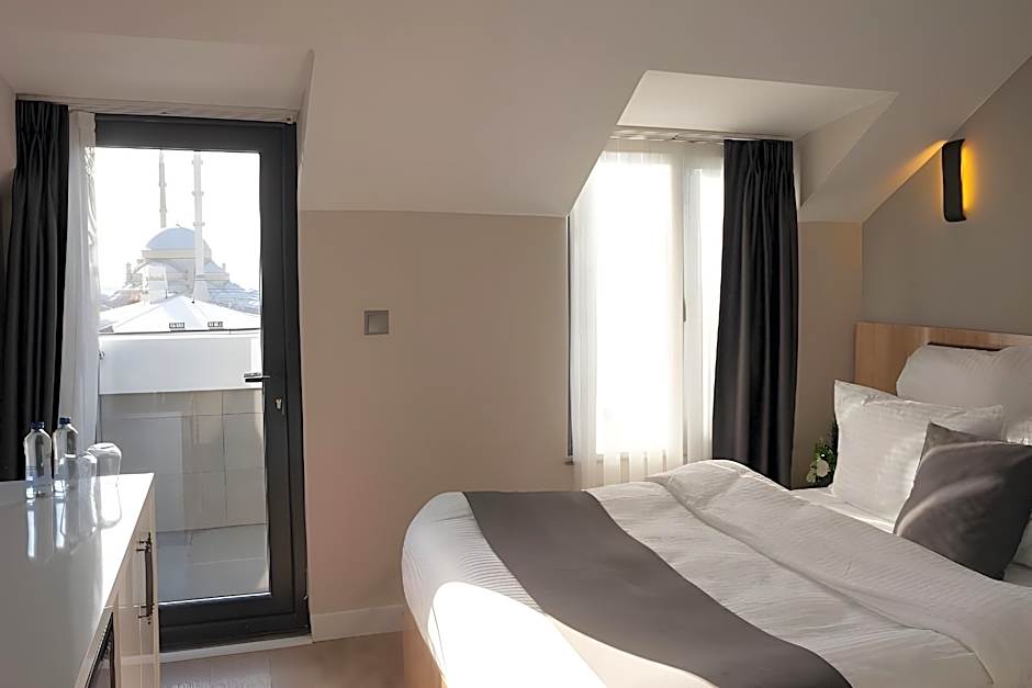 Golden River Hotel By Continent 