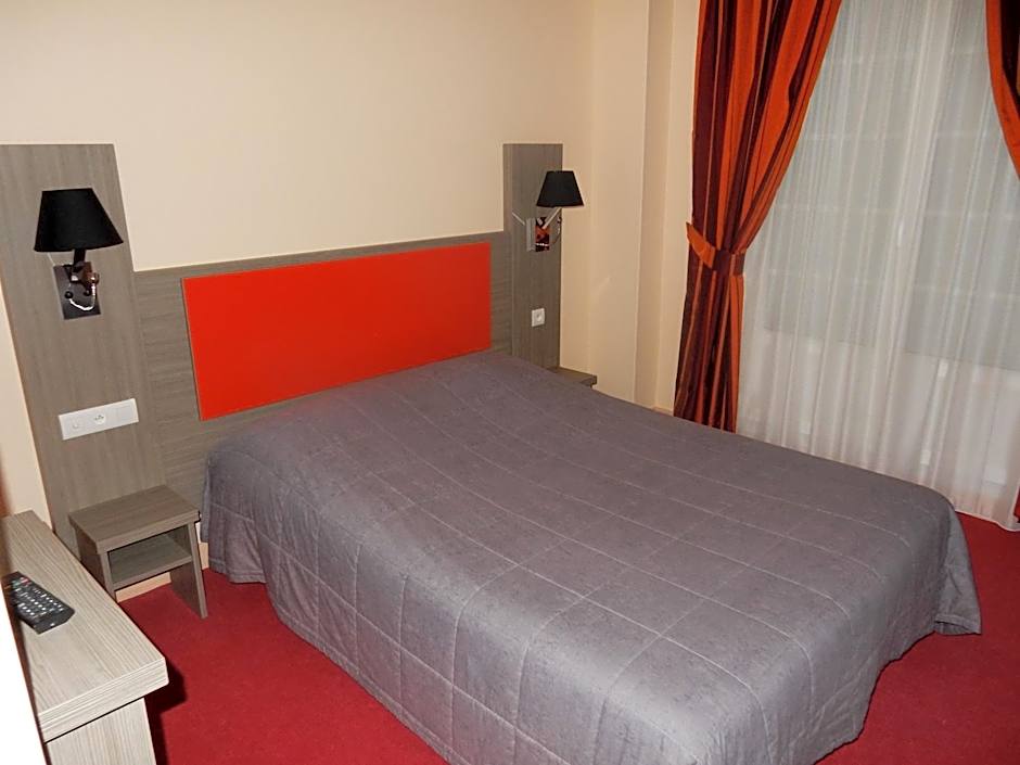 Logis Hôtel Saint-Hubert