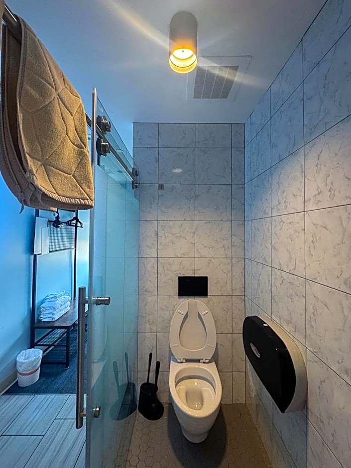 U Street Capsule Hostel