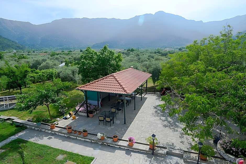 Melathron Rooms & Apartments