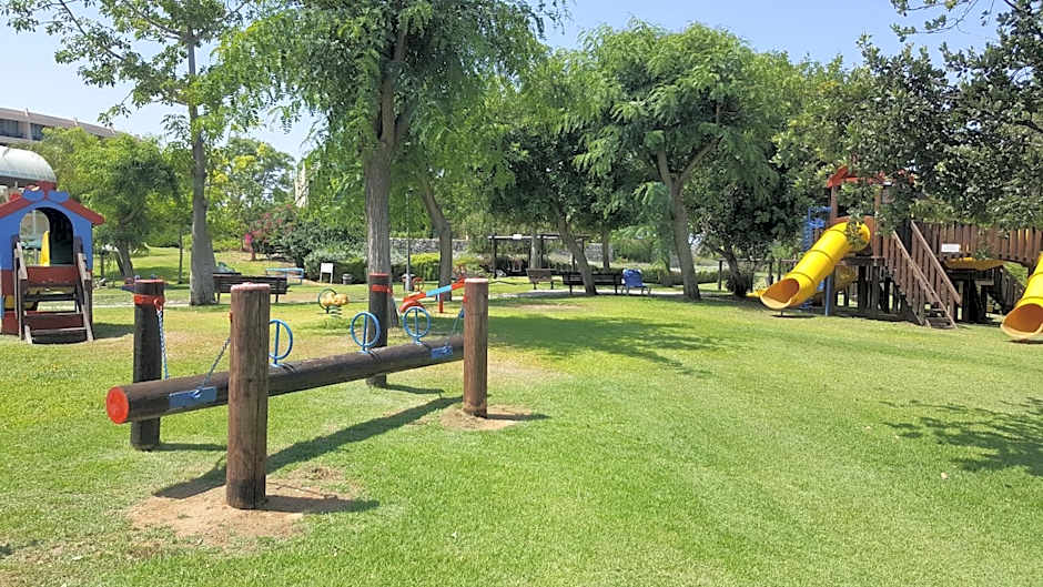 Neot Golf Caesarea Garden Apartment