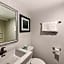 Quality Inn & Suites near I-480 and I-29