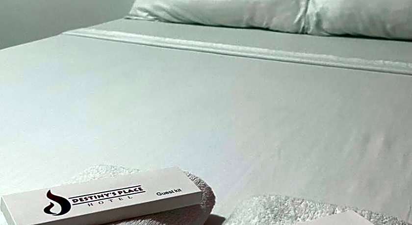 DESTINY's PLACE HOTEL CHEAPEST! COLDEST! MAGANDA! MALINIS! NEAR ROBINSONS XENTRO MALL