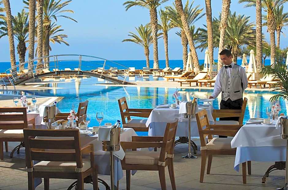 Constantinou Bros Asimina Suites Hotel