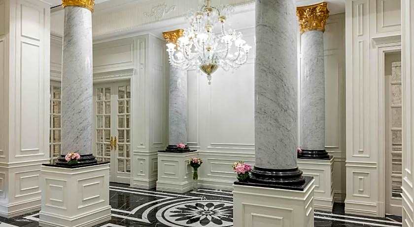 The Bentley Luxury Hotel and Suites