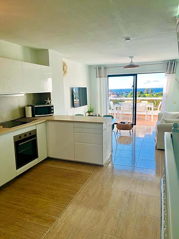 Fantastic sea and golf course view house with 3 bedrooms