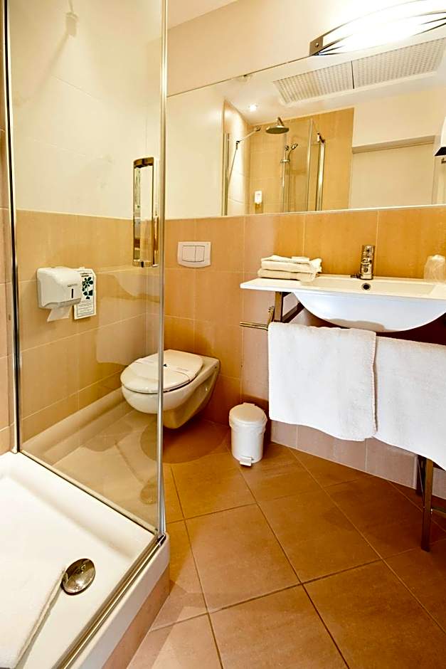 Le Clocher de Rodez Centre Gare