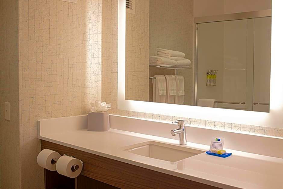 Holiday Inn Express Hotel & Suites Livermore By IHG