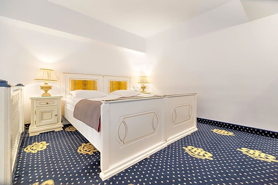 Hotel Imparatul Romanilor