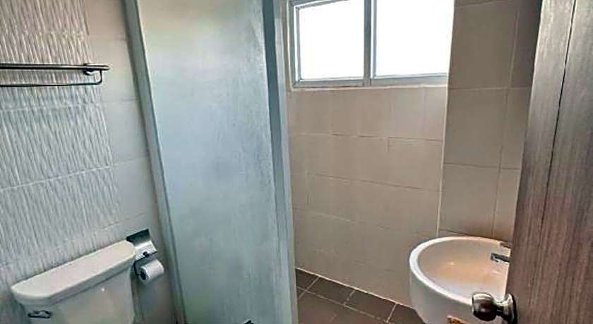 B2 Lampang Boutique & Budget Hotel