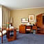 City Hotel