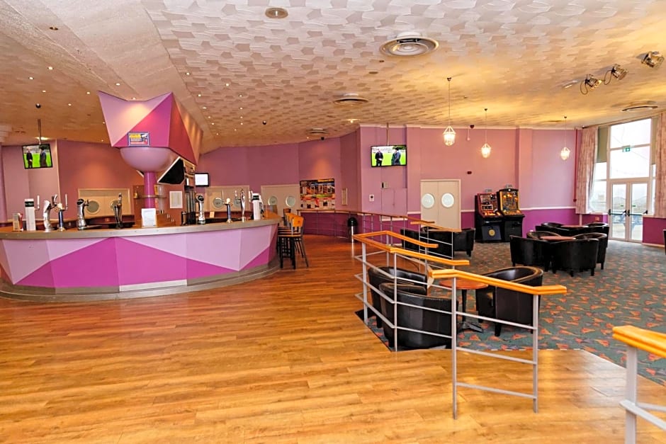 Pakefield Holiday Village - Adults Only