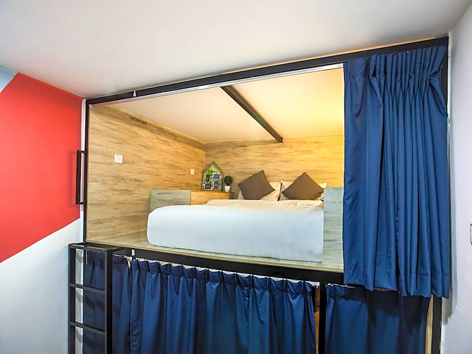 SPOT ON 90394 Jom Hotel