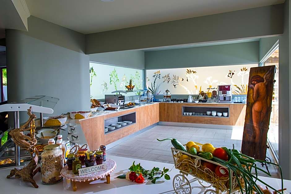 Bella Elena by Estia