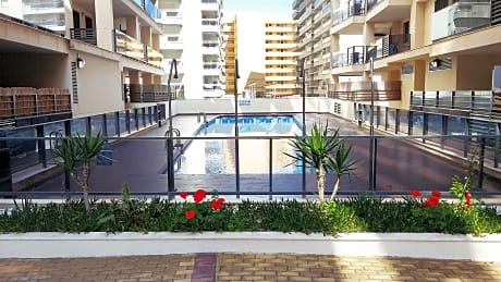 Apartamentos Terrazas Al Mar 3000