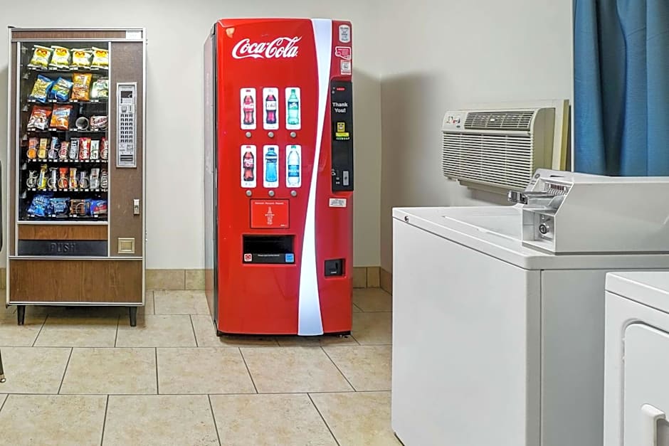 Motel 6-Montoursville, PA