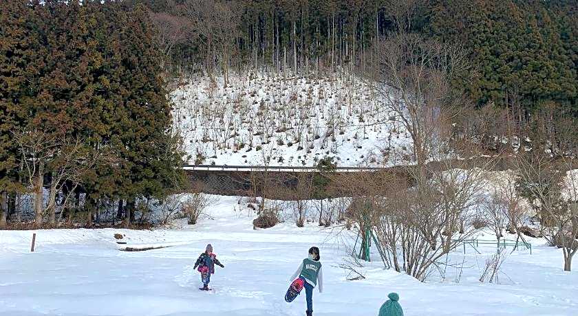 Tanigawa Valley Lodge & Coffee Roastery