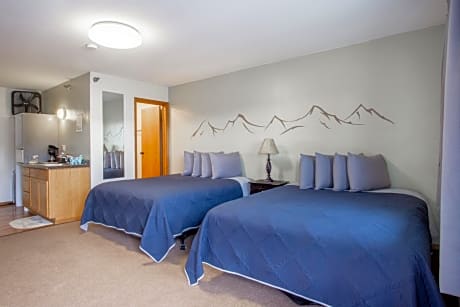 Queen Room with Two Queen Beds