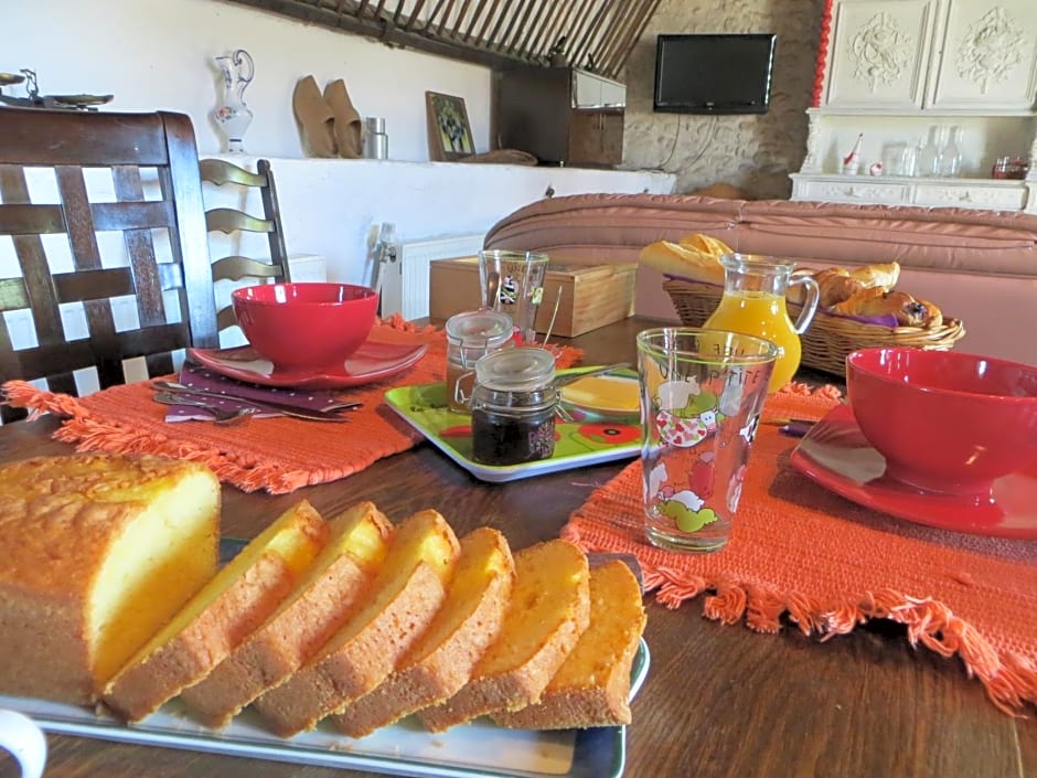 La Ferme de l'isle et sa Roulotte