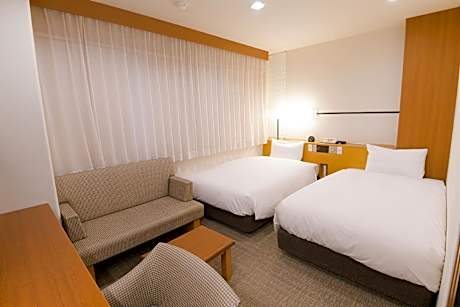 Twin Room A - Non-Smoking