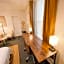 ITH Surf City Hostel Hermosa Beach