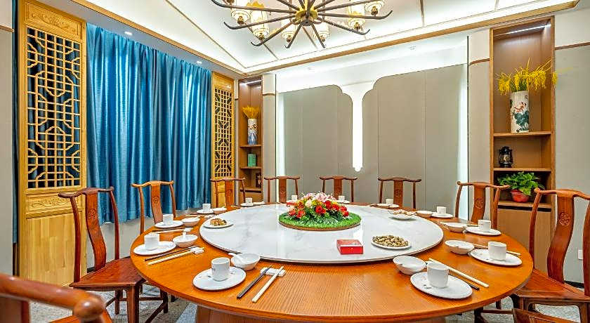 WAIFIDEN Hotel - Former Tokai Hotel (Free shuttle bus during Canton Fair)