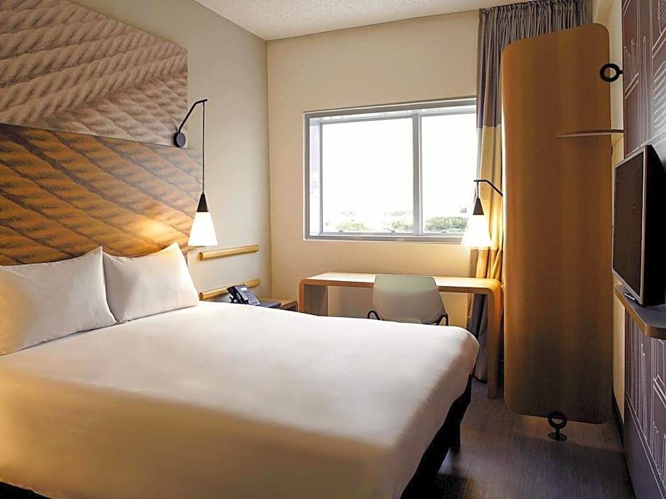 Ibis Osasco