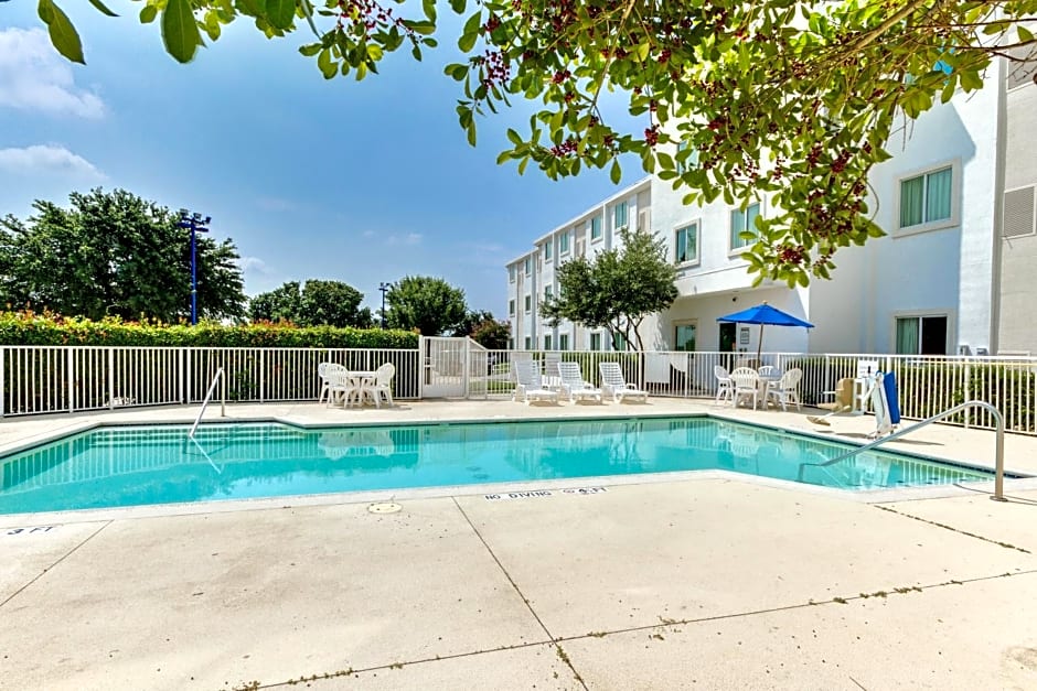 Motel 6 Dallas - Lewisville