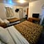 OYO Sandman Inn