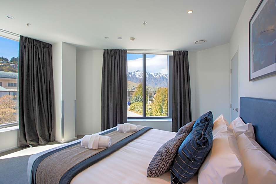 Ramada by Wyndham Queenstown Central