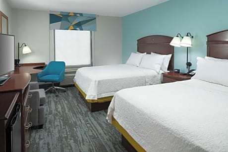 2 Queen Beds Nonsmoking
