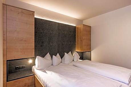Standard Apartment B (4 Adults)