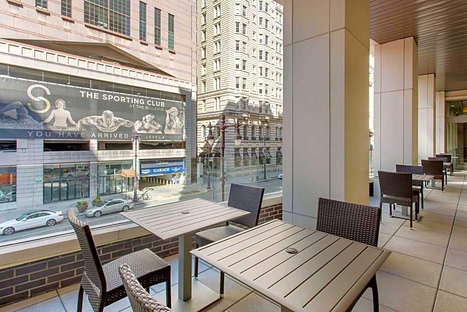 Cambria Hotel Philadelphia Downtown Center City