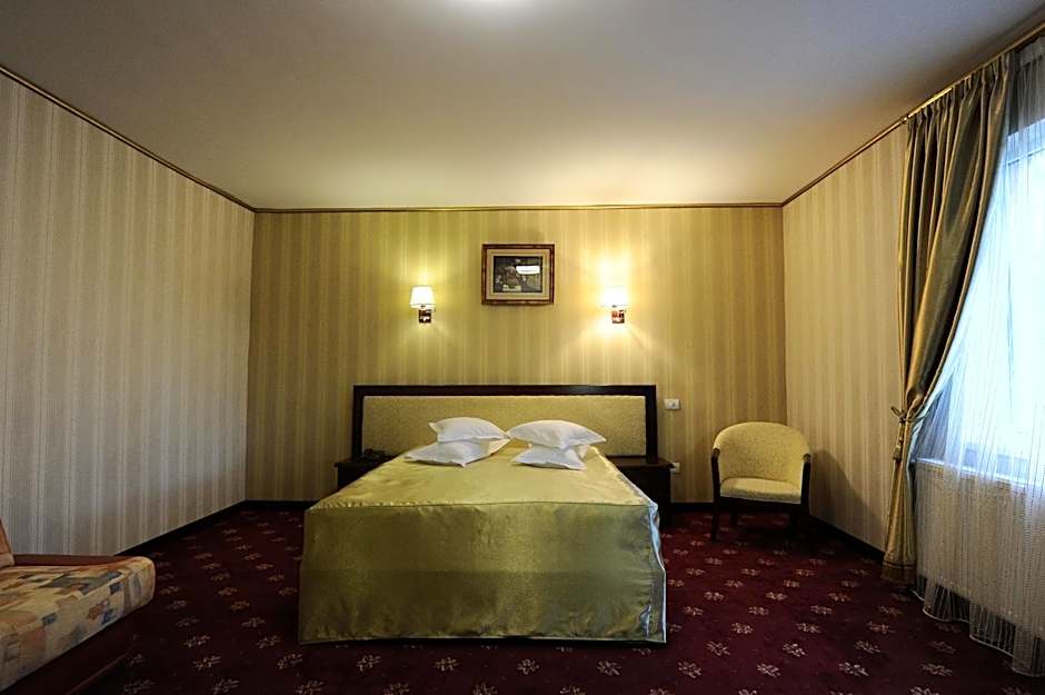 Hotel Mondial - Baia