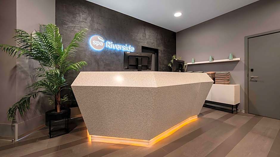 Wellton Riverside SPA Hotel