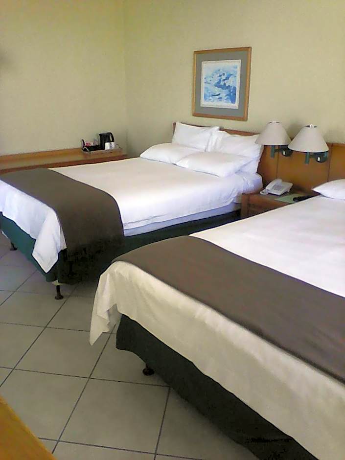 Wilderness Beach Hotel