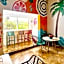 Follow the Sun Boutique Hostel - Pool, Breakfast & Sea Views