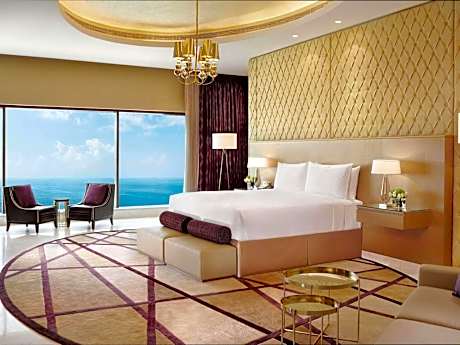 Penthouse Suite