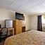 First Inn By OYO Quinter Hwy 70