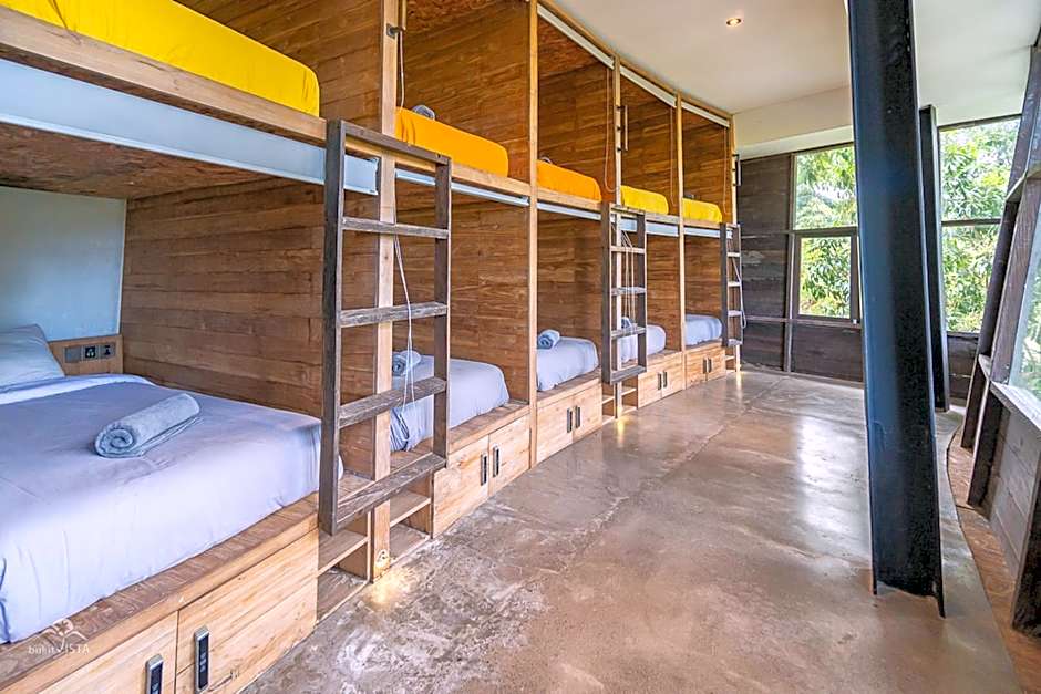 Bong Hostel Nusa Lembongan by Bukit Vista
