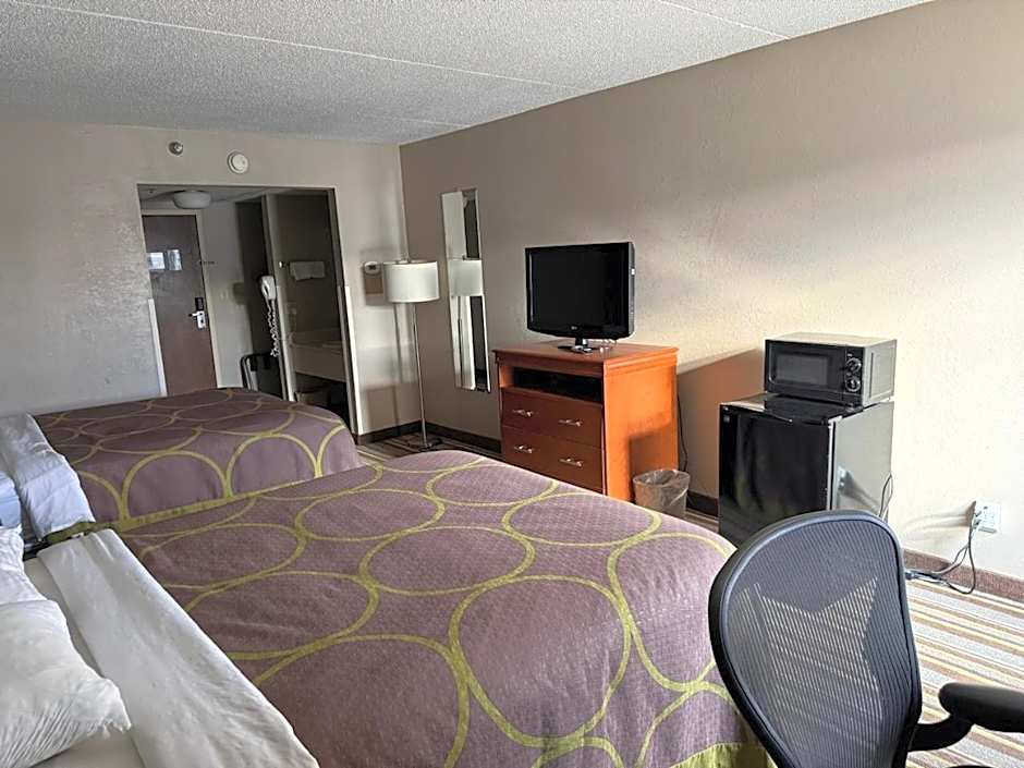 Super 8 by Wyndham Chambersburg I-81