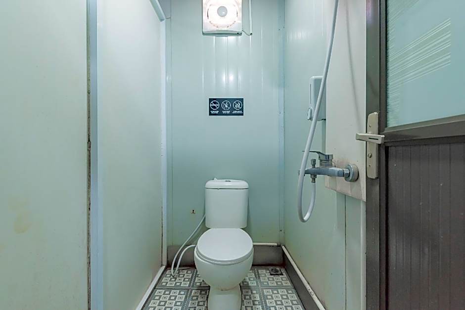 RedDoorz Container @ Teras Cimanuk Garut