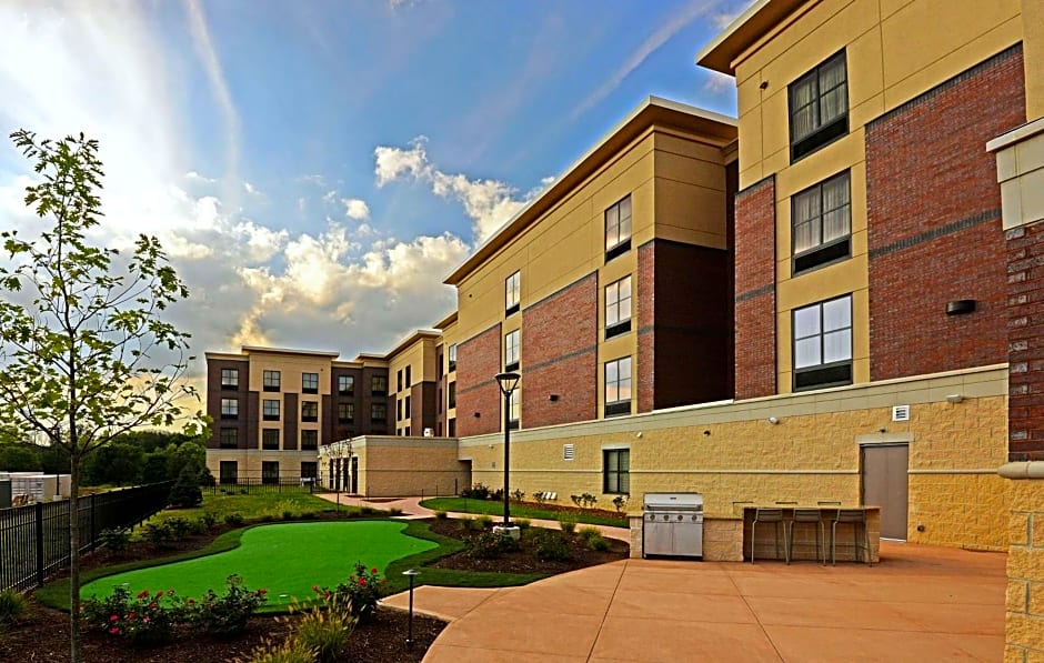 Homewood Suites By Hilton Cincinnati/Mason