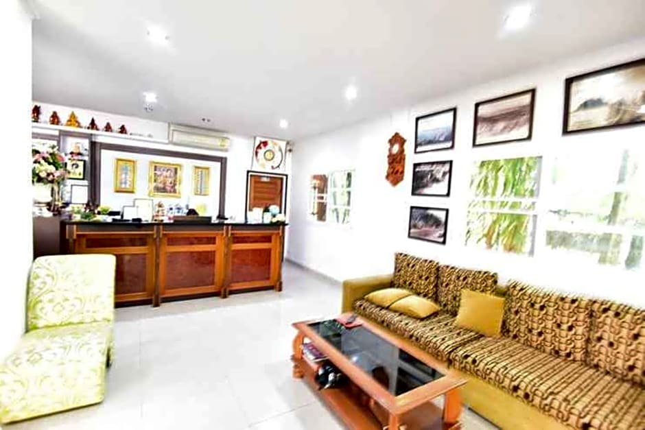 Ampan Resort & Apartment
