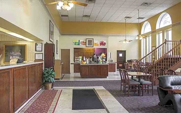 Econo Lodge Wickliffe - Cleveland East