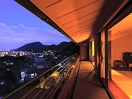 2nd Floor Ocean Side Japanese and Western Style Room 11 Tatami