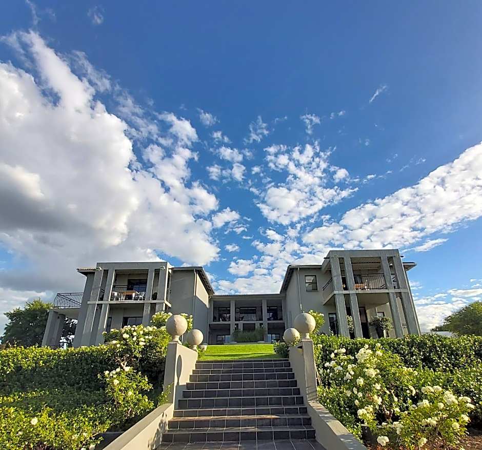 Altissimo Symphony Guesthouse