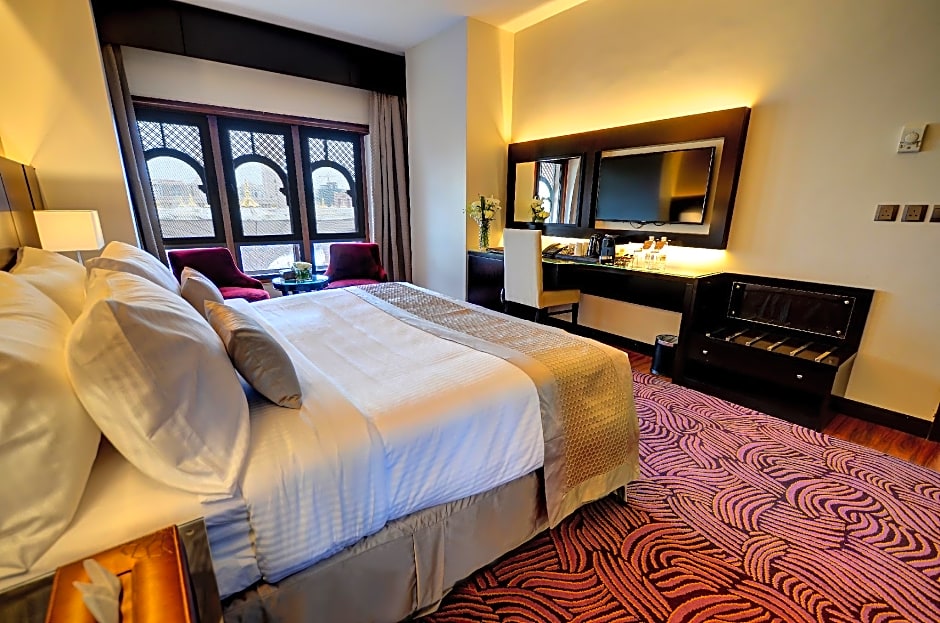 Elaf Grand Al Majeedi Hotel