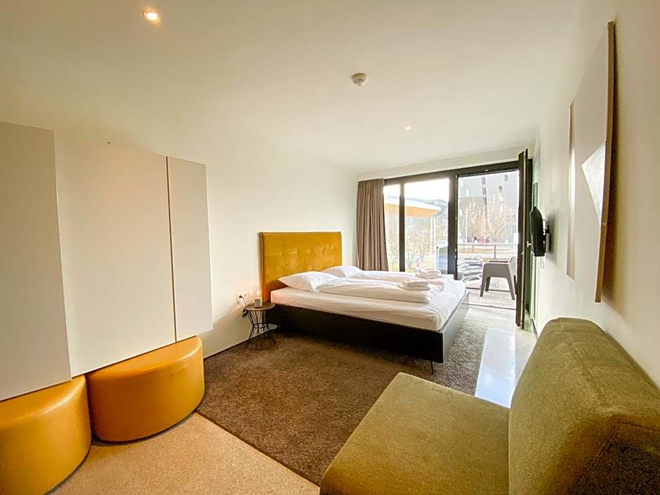 Blackhome Innsbruck City East I contactless check-in